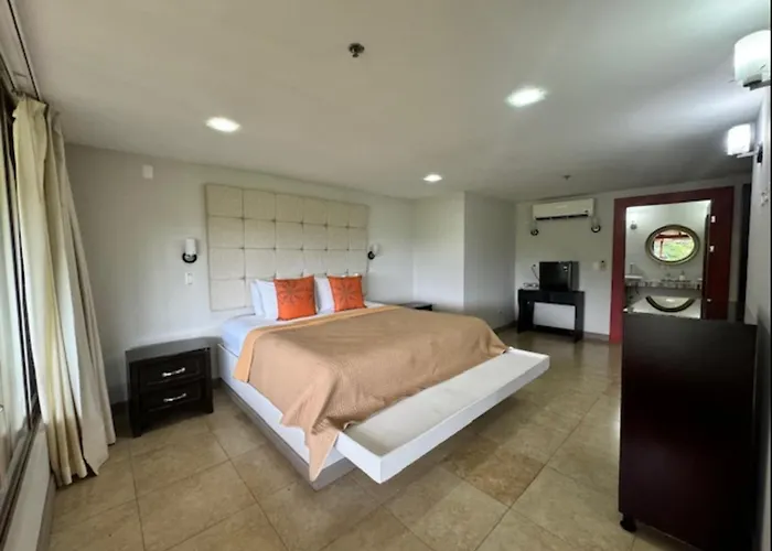 Hotel Rancho Humo 3*